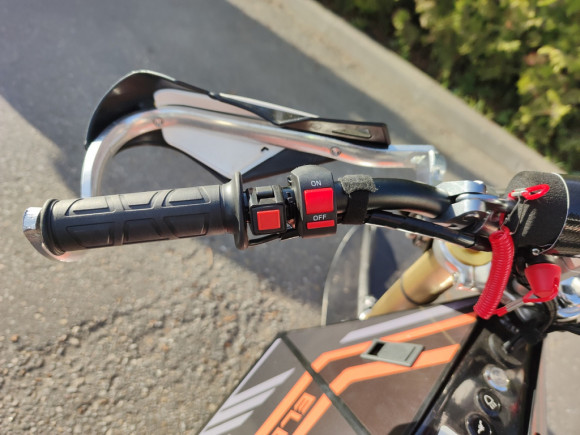 Электросноубайк ELIQ Горник