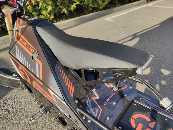 Электросноубайк ELIQ Горник