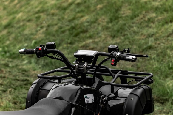 Вездеход ЕМ-015 Супер (1500Вт 60В R10 Пониженная Диф)