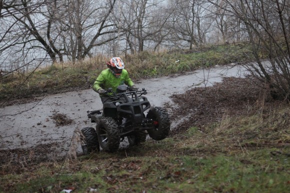 Вездеход ЕМ-022 Супер (2200Вт 72В R10 Пониженная Диф)