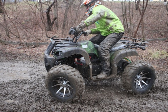 Вездеход ЕМ-022 Супер (2200Вт 72В R10 Пониженная Диф)