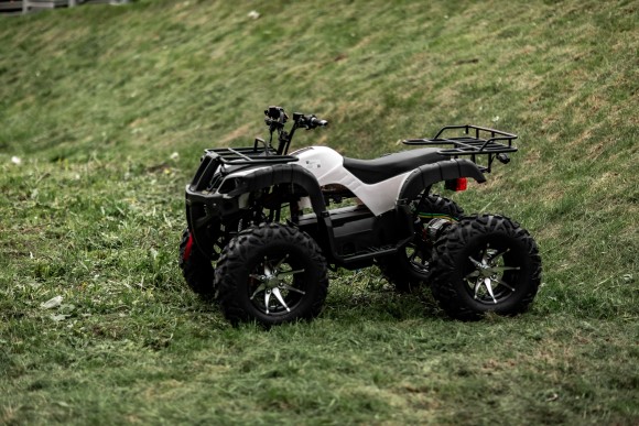 Вездеход ЕМ-022 Супер (2200Вт 72В R10 Пониженная Диф)