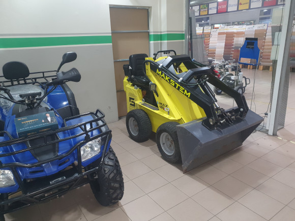 Электрический мини погрузчик MAKSTEM E-MAX450