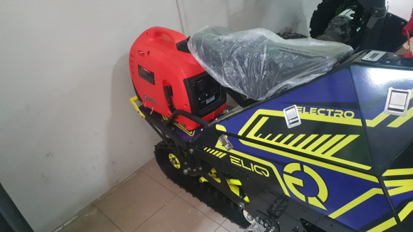 Генератор с автозапуском 72В (напряжение заряда 84В)