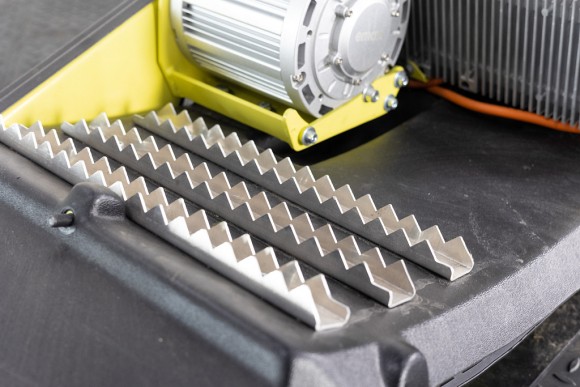 Электросноуборд ELIQ 